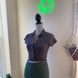 Short sleeve collared button down shirt